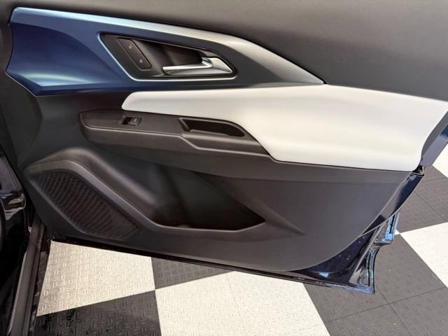 New 2026 Chevrolet Equinox EV LT AWD/4WD image 20