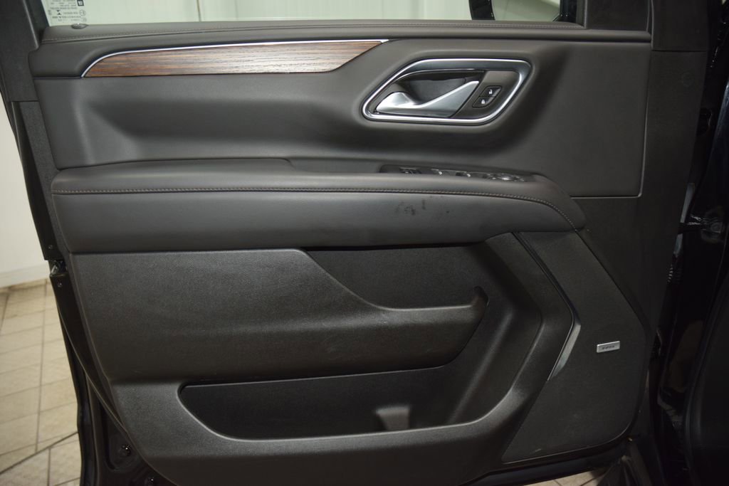 Used 2022 Chevrolet Tahoe High Country AWD/4WD image 48