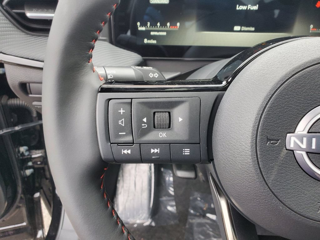 New 2026 Nissan Kicks SR w/ SR Premium Package FWD image 22