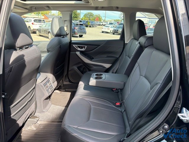 Used 2023 Subaru Forester Limited image 33