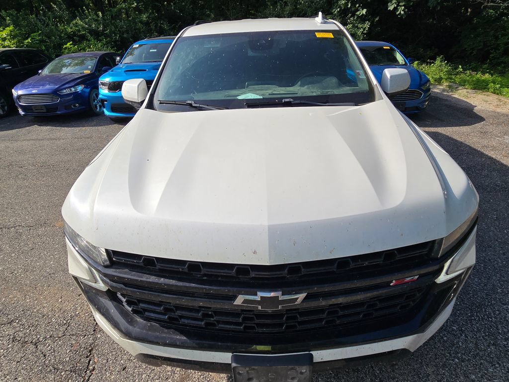 Used 2023 Chevrolet Suburban Z71 w/ Luxury Package AWD/4WD image 13