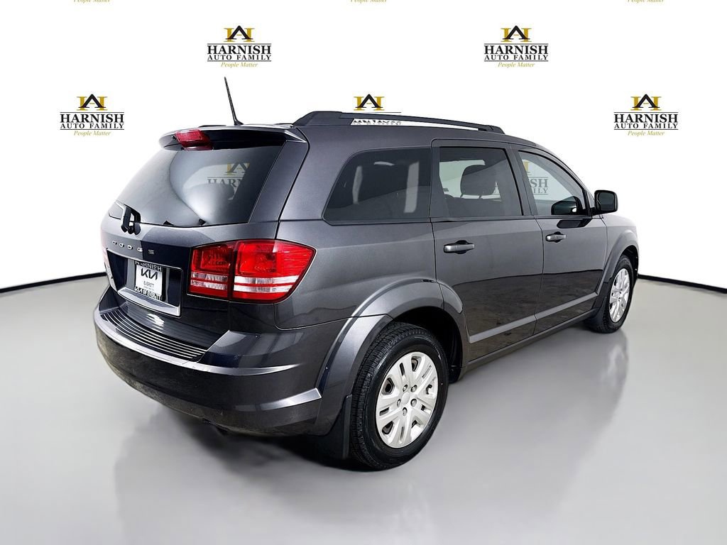 Used 2018 Dodge Journey SE w/ Mopar All Weather Group FWD image 7