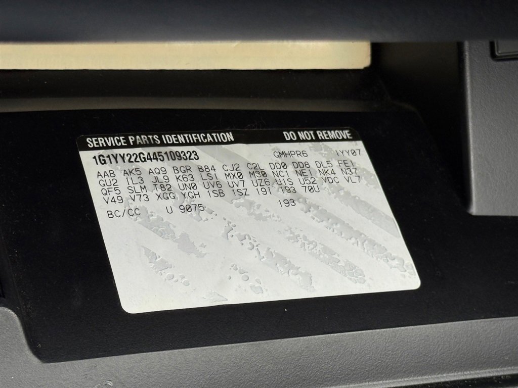 Used 2004 Chevrolet Corvette Coupe w/ Roof Package image 51