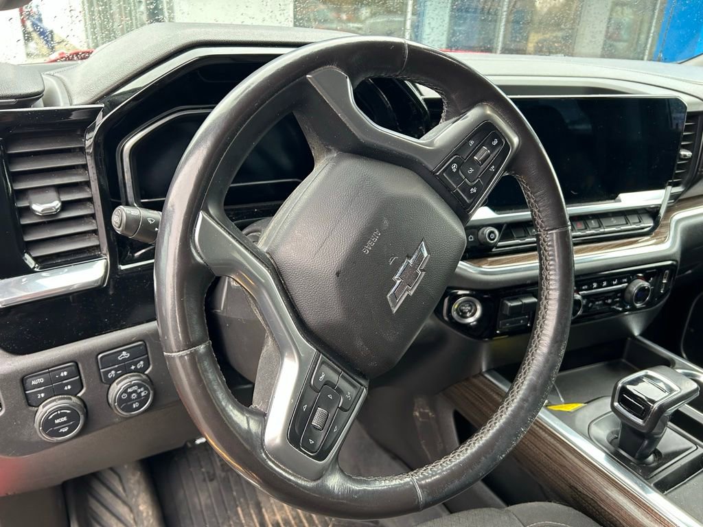 Used 2022 Chevrolet Silverado 1500 RST image 12