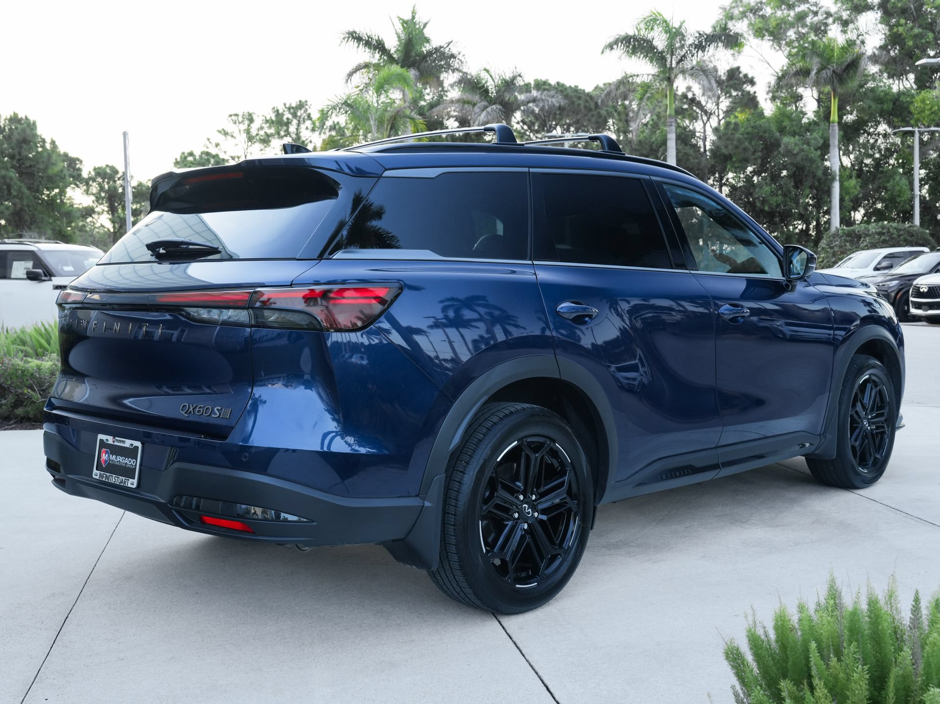 Certified 2026 INFINITI QX60 Sport w/ Dark Cargo Package AWD/4WD image 24