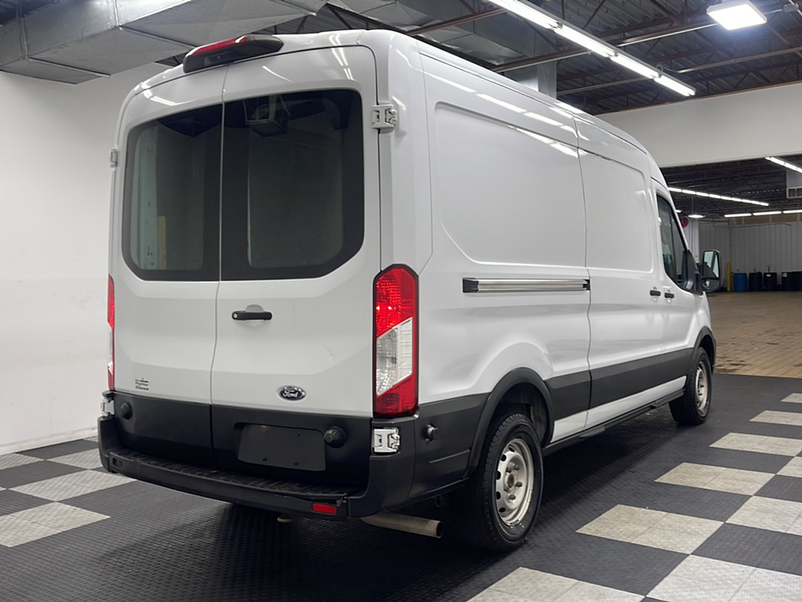 Used 2020 Ford Transit 250 Medium Roof w/ Interior Upgrade Package RWD image 16