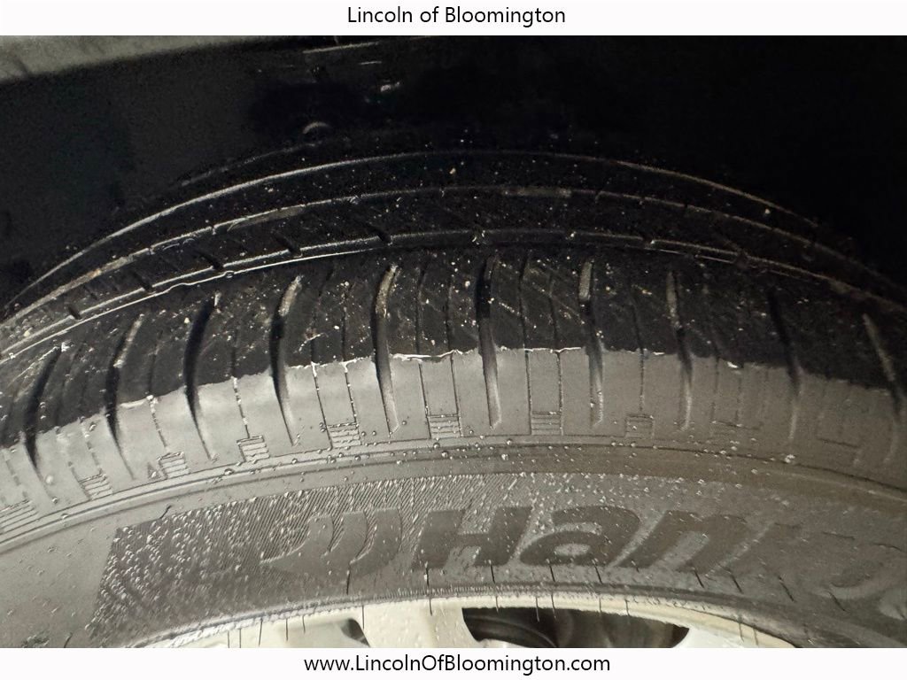 Used 2023 Ford Explorer XLT w/ Equipment Group 202A image 13