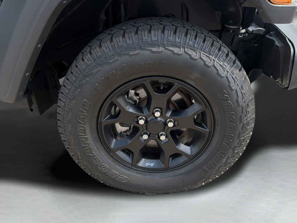 Used 2023 Jeep Wrangler Sport AWD/4WD image 22
