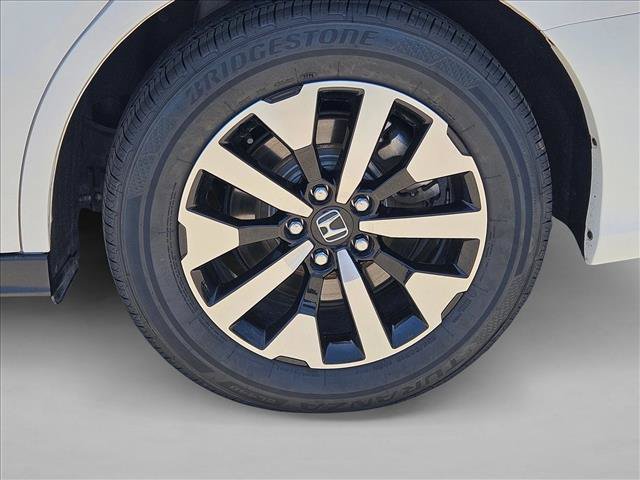 Used 2025 Honda Odyssey EX-L image 21