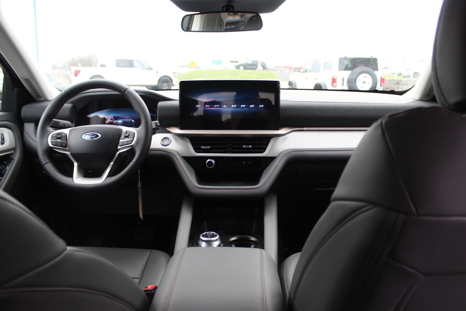 New 2026 Ford Explorer Active AWD/4WD image 14