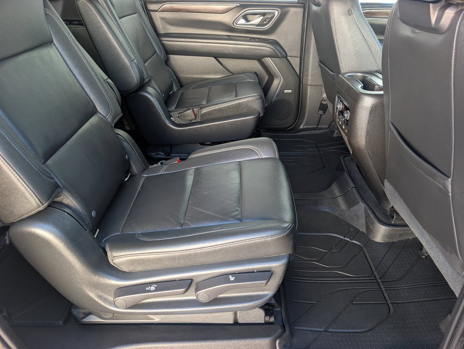 Certified 2021 Chevrolet Suburban Z71 w/ Rear Media and Nav Package AWD/4WD image 13