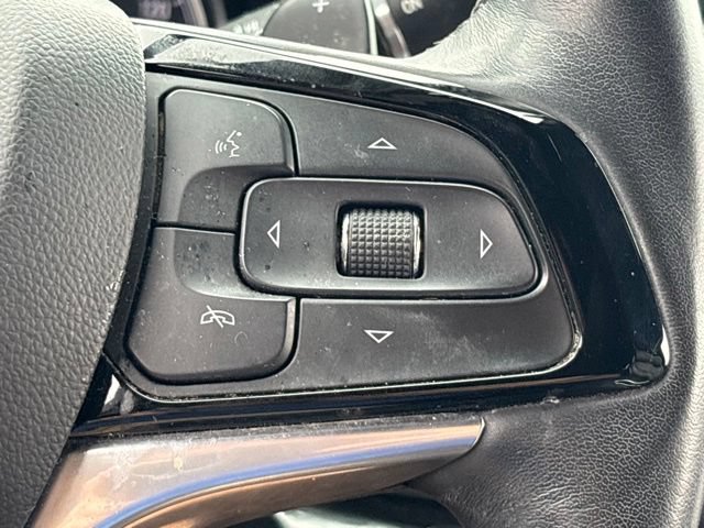 Used 2024 Buick Enclave Essence w/ Sport Touring Edition AWD/4WD image 17