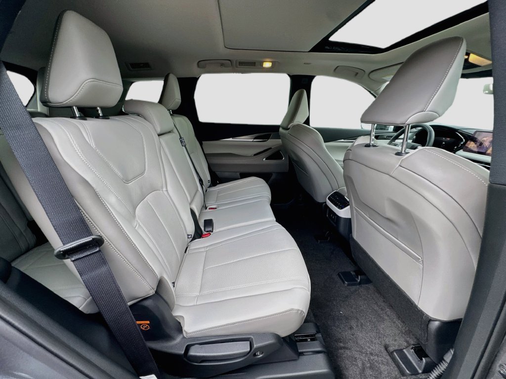New 2027 INFINITI QX60 Luxe w/ Cargo Package FWD image 30