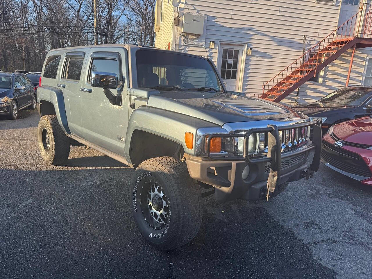 Used 2007 HUMMER H3 w/ Chrome Appearance Package image 2