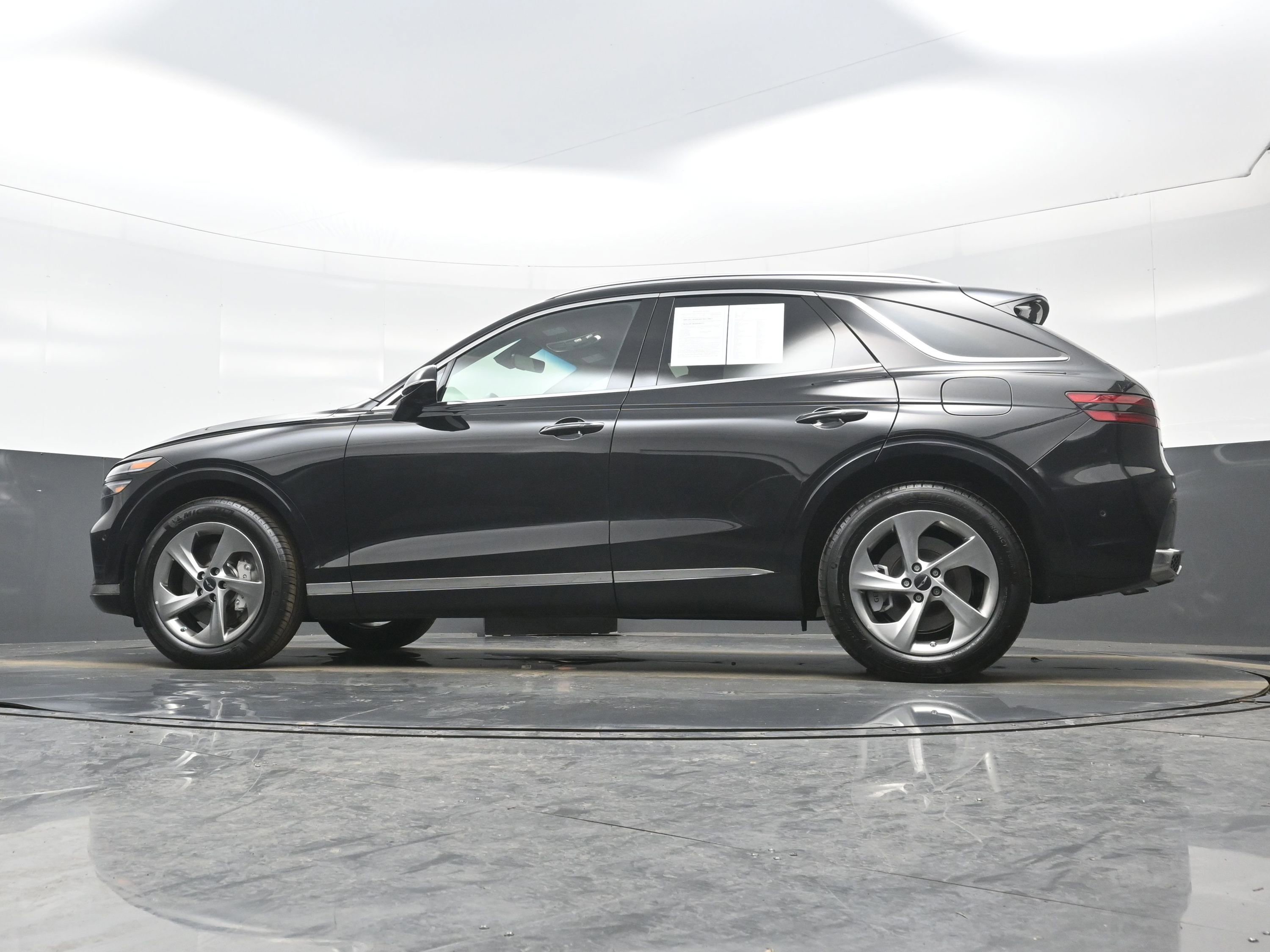 Certified 2026 Genesis GV70 2.5T Advanced image 30