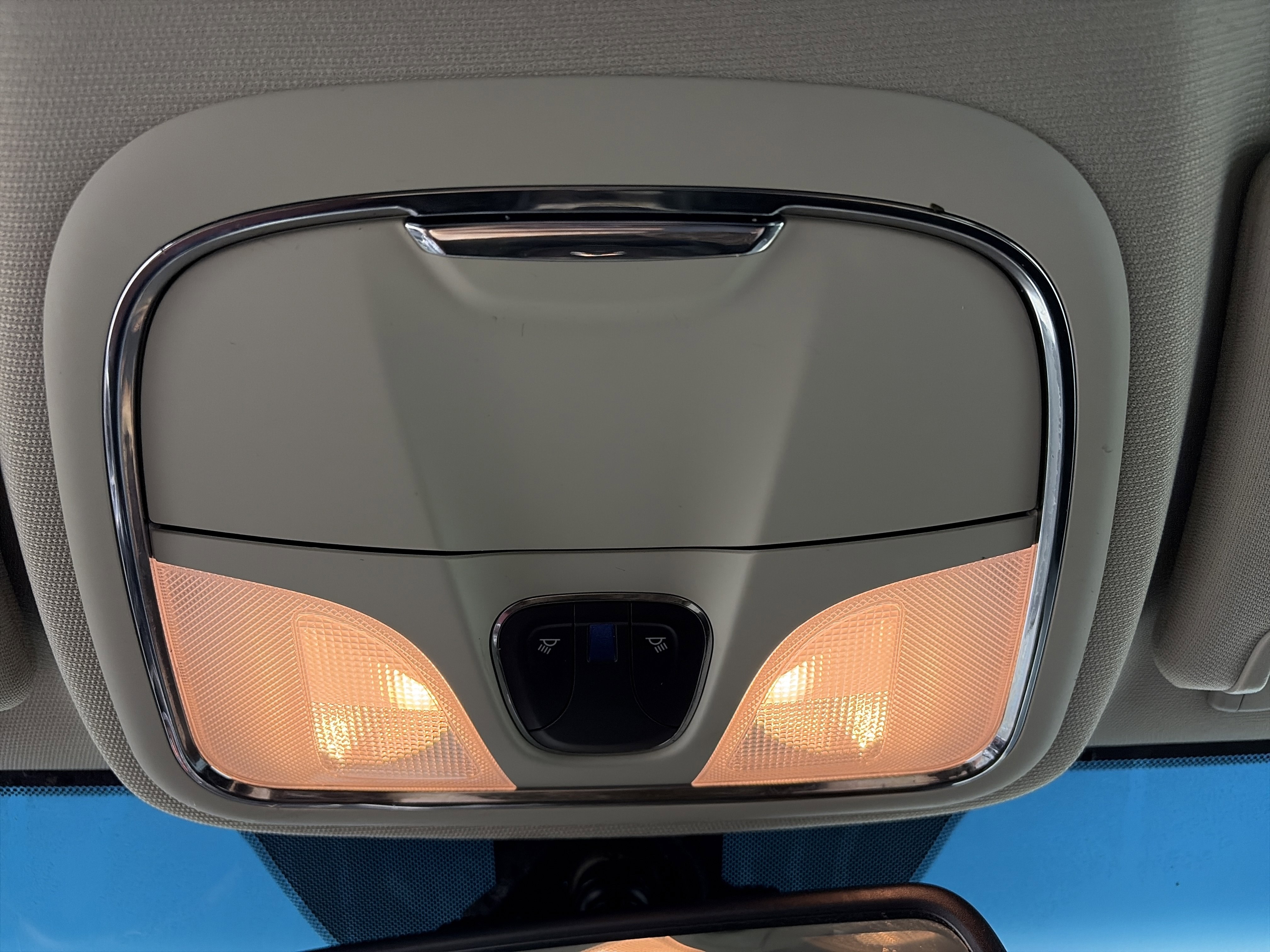 Used 2016 Jeep Cherokee Latitude image 26