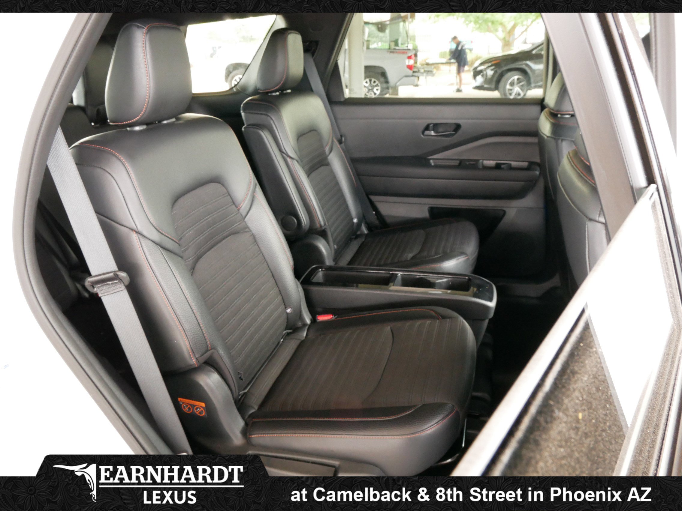 Used 2025 Nissan Pathfinder Rock Creek image 14