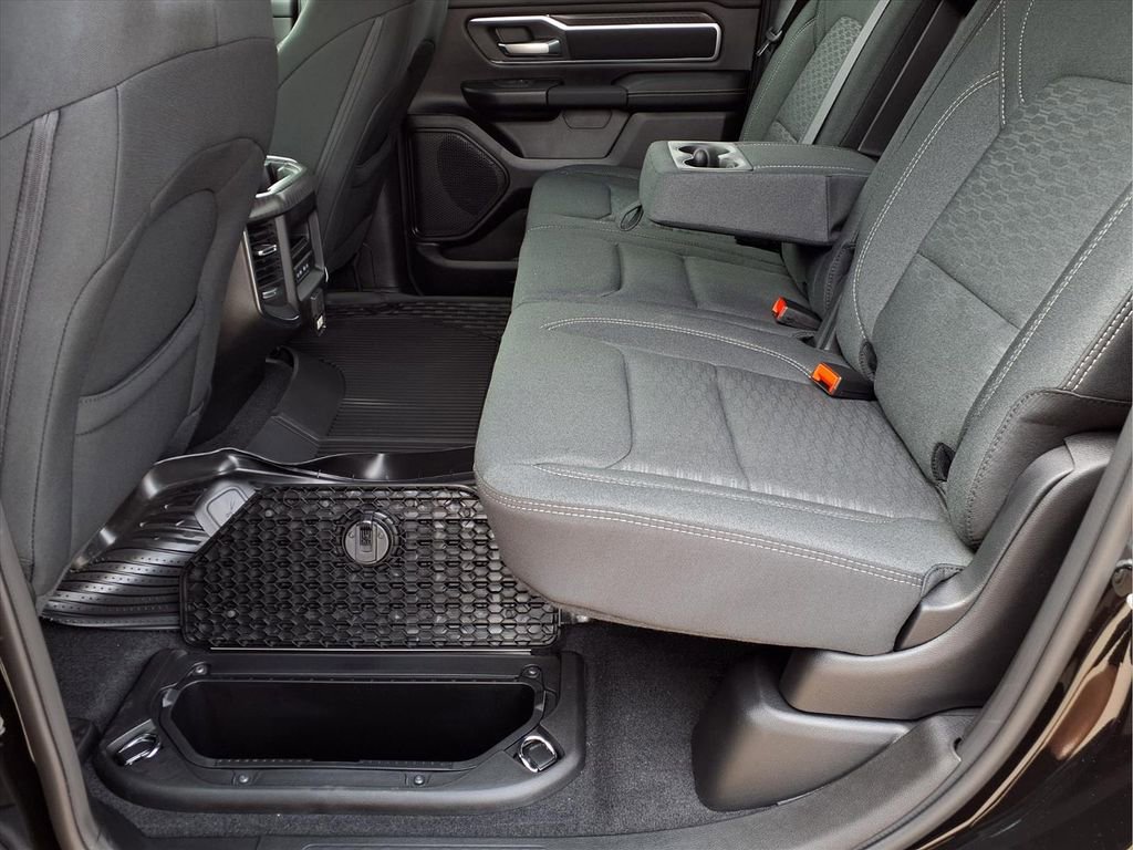 New 2026 RAM 1500 4x4 Crew Cab image 26