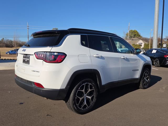 Used 2024 Jeep Compass Limited image 5