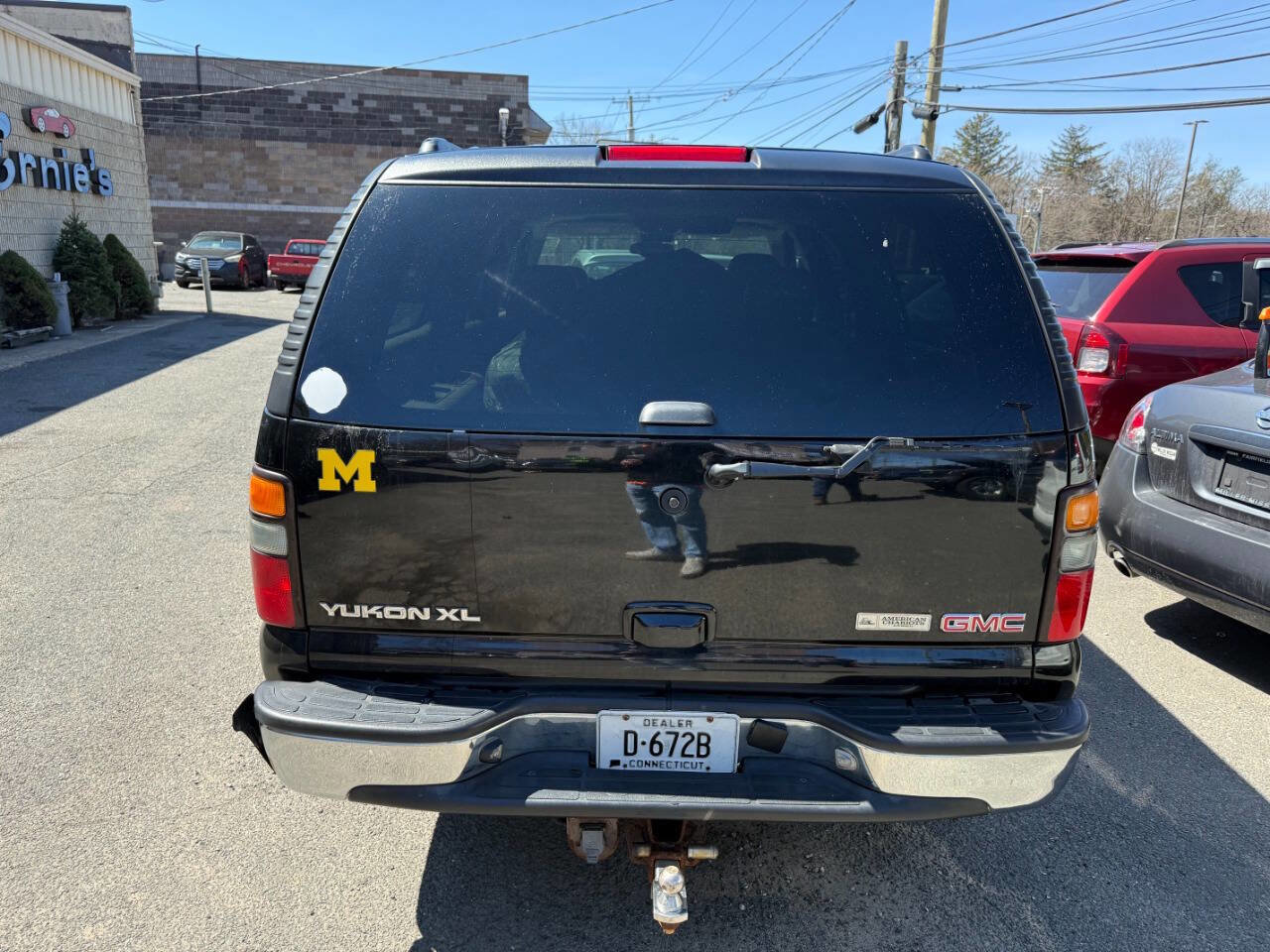 Used 2006 GMC Yukon XL SLT w/ SLT Preferred Equipment Group image 4