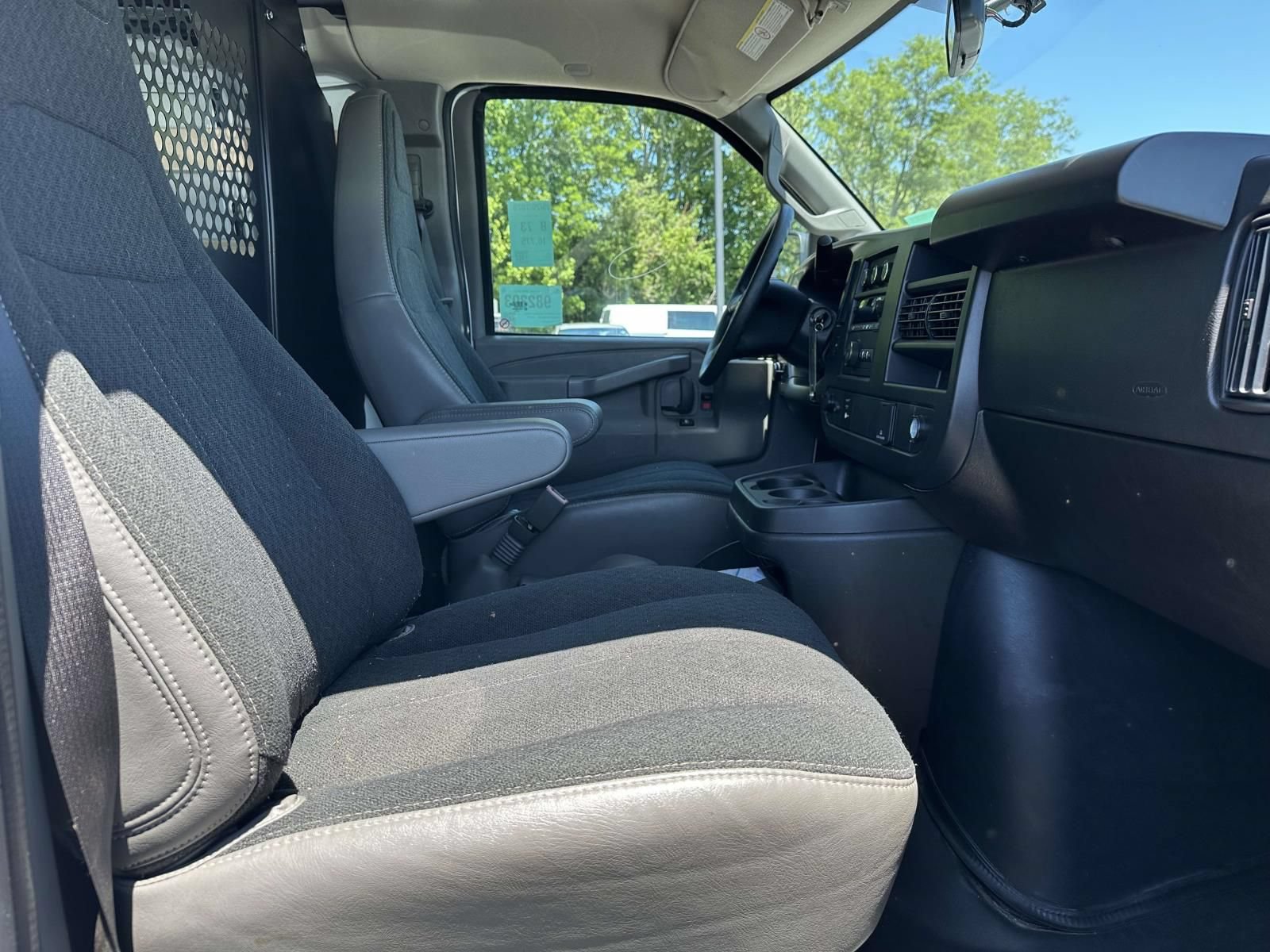 Certified 2025 Chevrolet Express 2500 w/ Driver Convenience Package RWD image 25