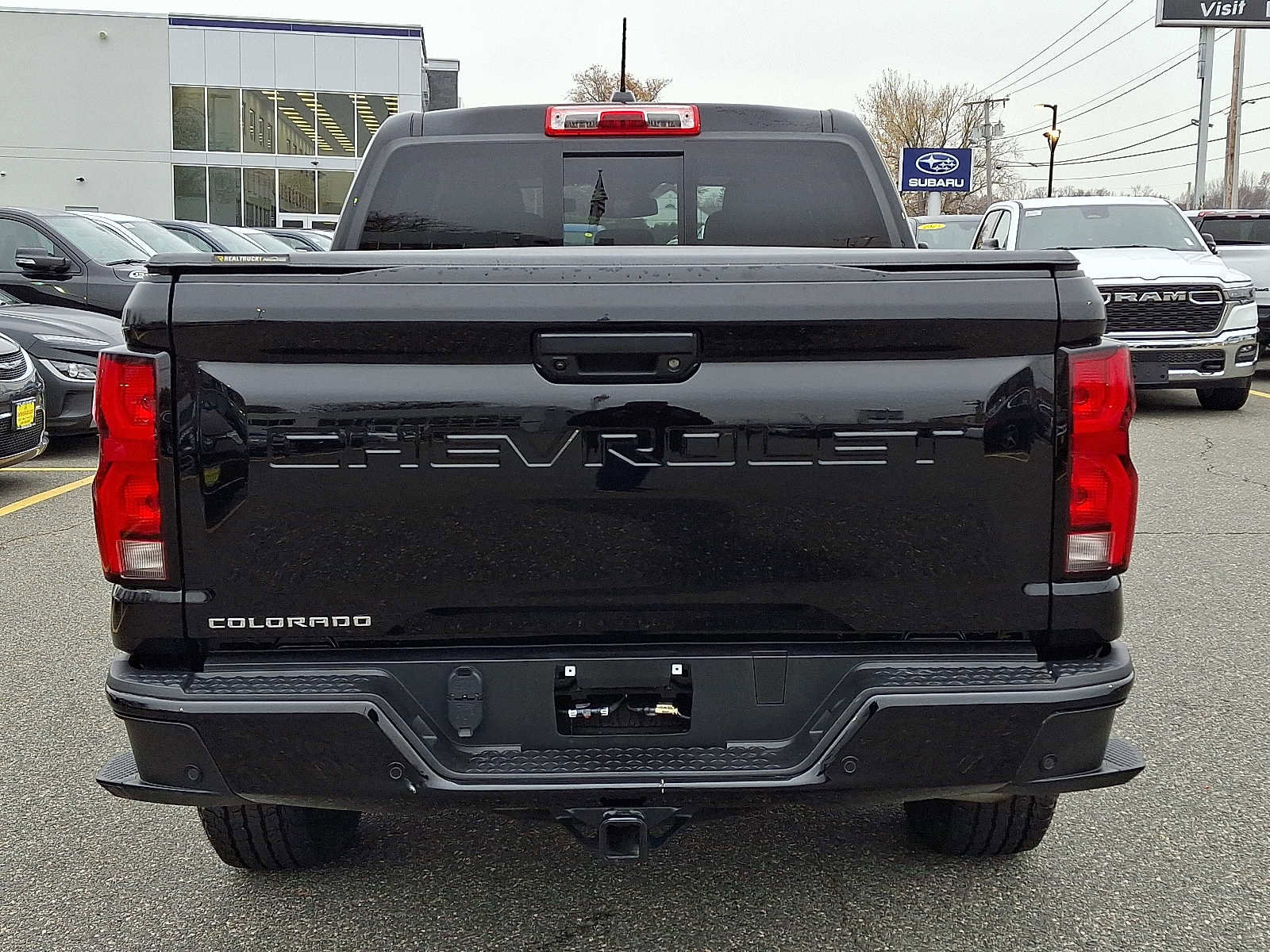 Used 2024 Chevrolet Colorado Z71 w/ Z71 Convenience Package 2 image 5