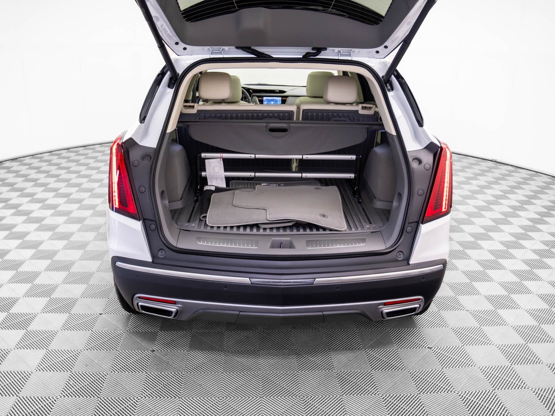 New 2025 Cadillac XT5 Premium Luxury image 30