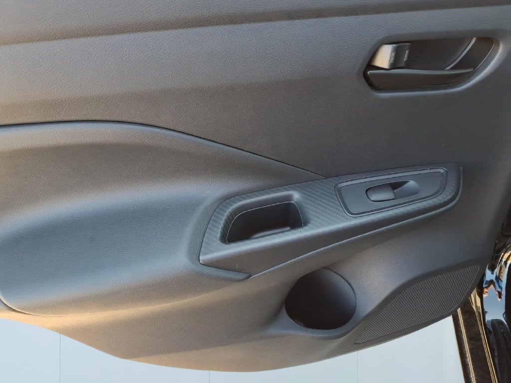 Used 2025 Nissan Versa S w/ S Plus Package FWD image 9