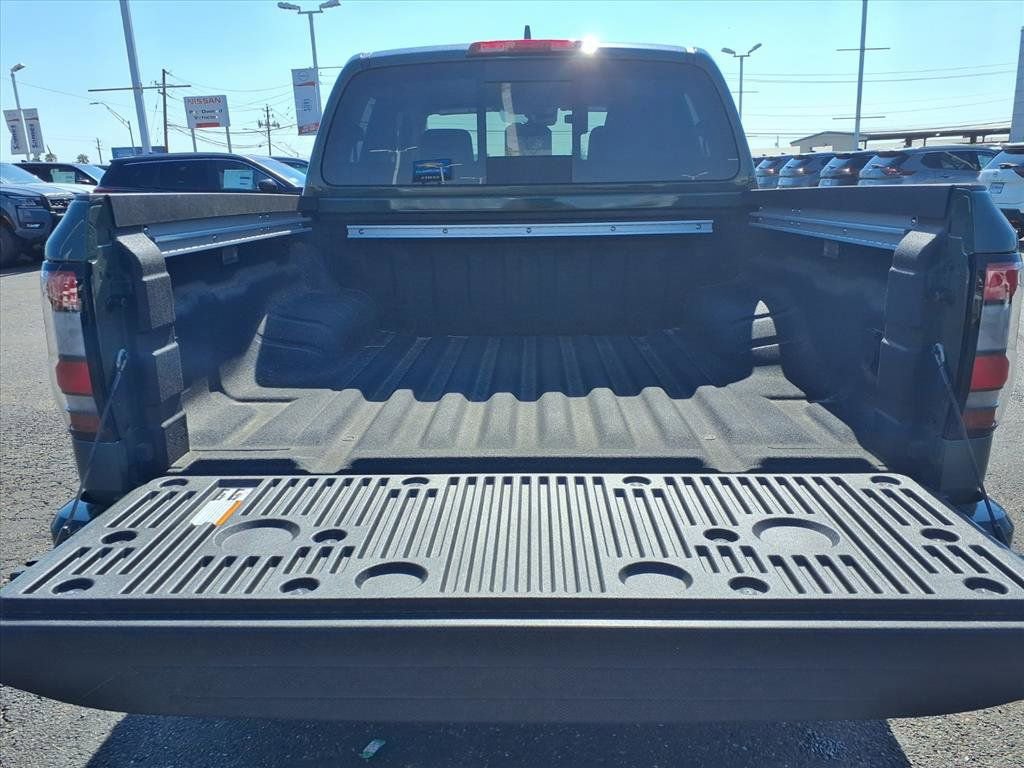New 2025 Nissan Frontier SV w/ SV Convenience Package image 8