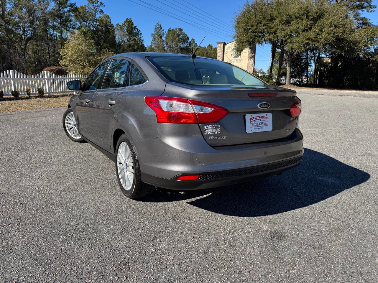 Used 2012 Ford Focus SEL image 32