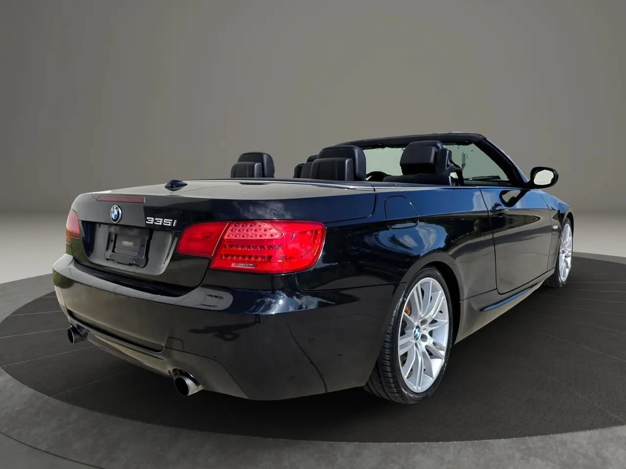 Used 2013 BMW 335i Convertible RWD image 7