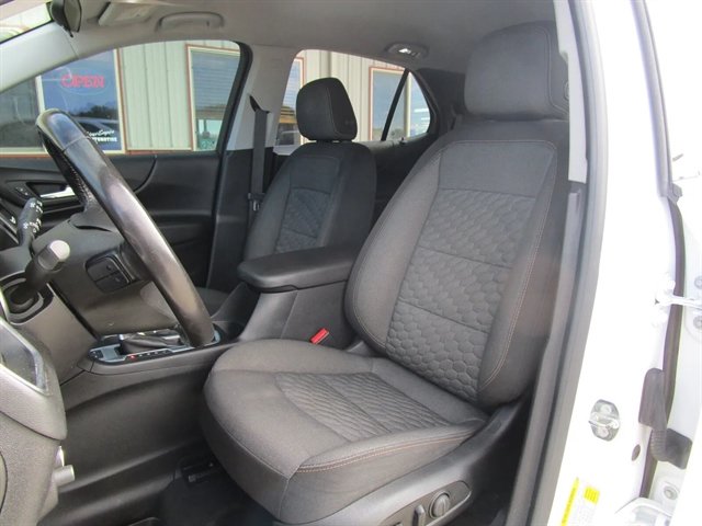Used 2019 Chevrolet Equinox LT AWD/4WD image 11