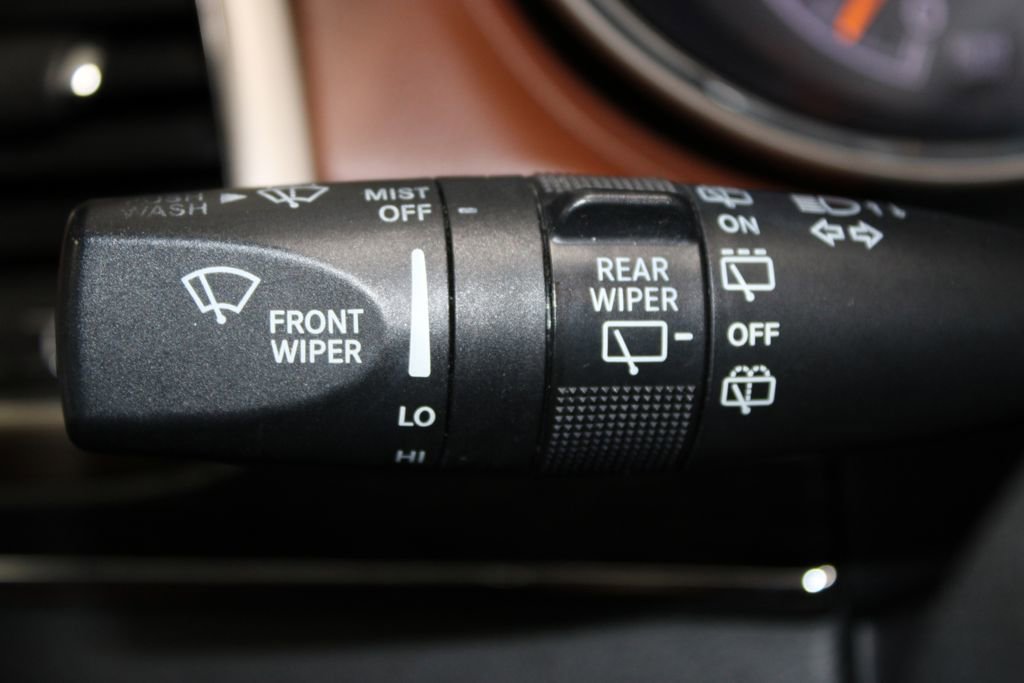 Used 2017 Jeep Grand Cherokee Summit image 39