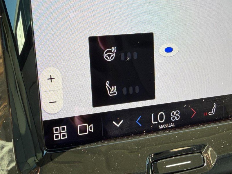 Certified 2023 Volvo XC60 B5 Plus w/ Climate Package AWD/4WD image 25