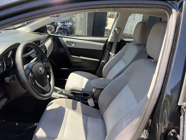 Used 2016 Toyota Corolla LE FWD image 11