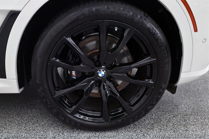 Used 2024 BMW X7 xDrive40i w/ M Sport Package AWD/4WD image 41