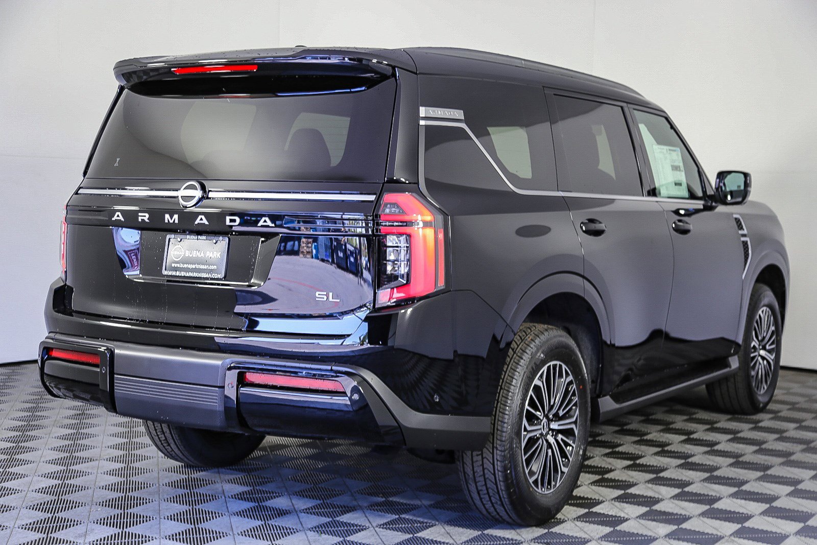 New 2025 Nissan Armada SL w/ Captain's Chari Seat Package image 13