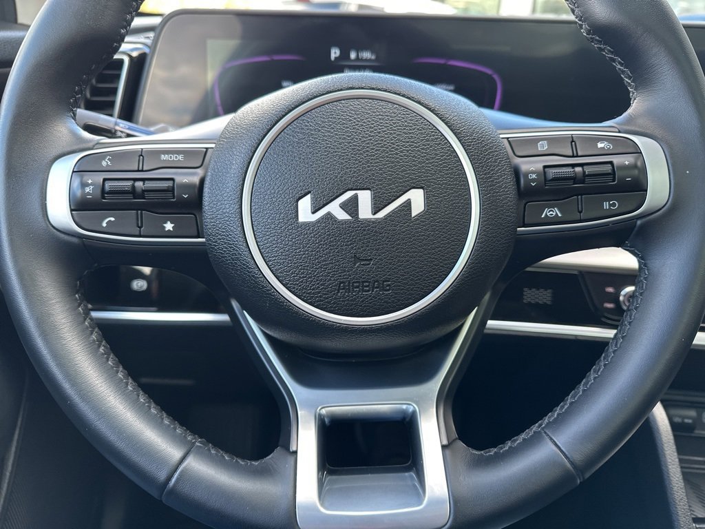 Used 2025 Kia Sportage EX w/ Premium Package image 38