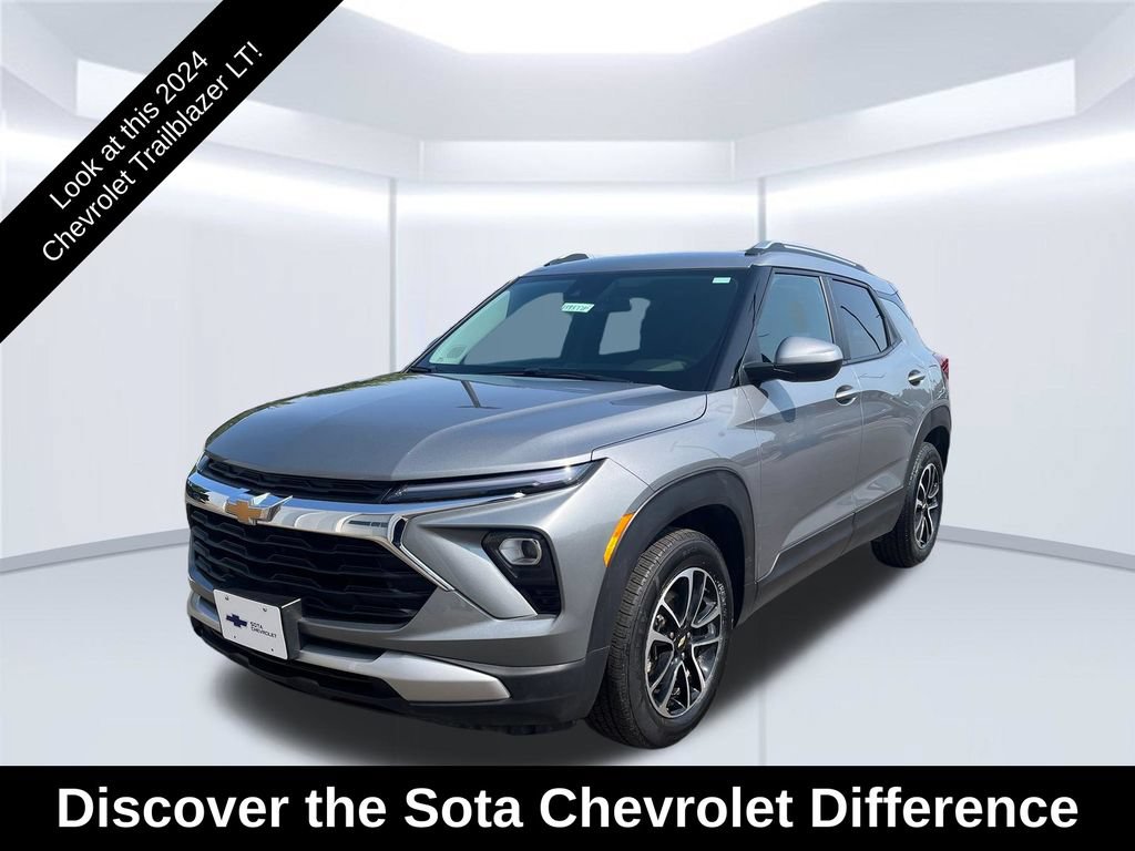 Used 2024 Chevrolet TrailBlazer LT w/ LT Cold Weather Package FWD image 1