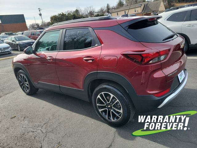 Used 2024 Chevrolet TrailBlazer LT w/ LT Cold Weather Package image 5