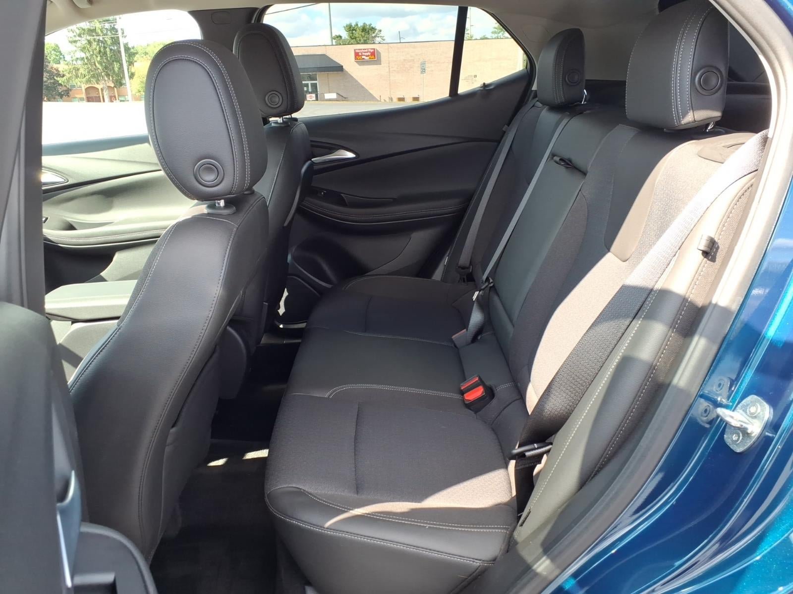 Certified 2020 Buick Encore GX Select AWD/4WD image 6