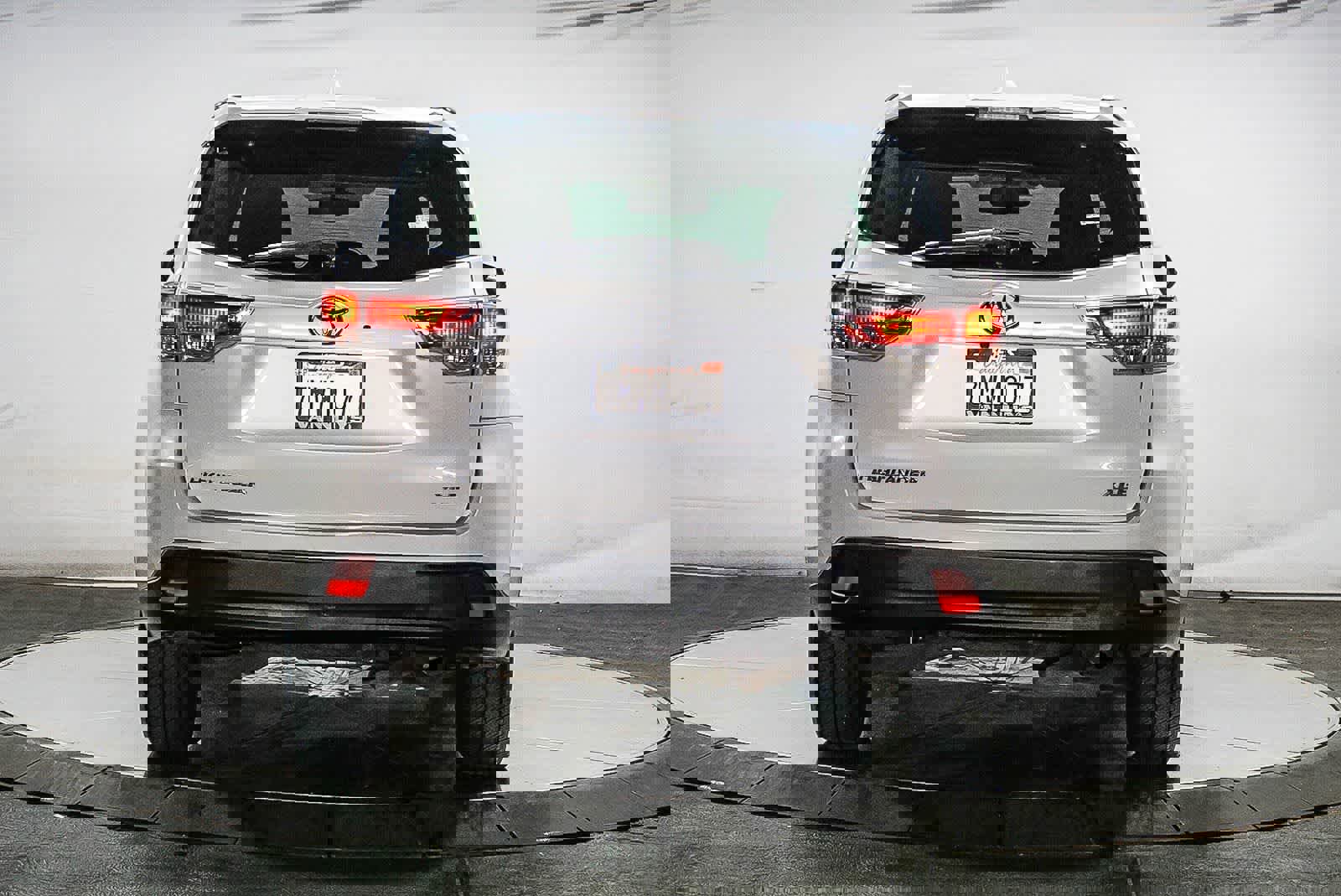 Used 2015 Toyota Highlander XLE image 9