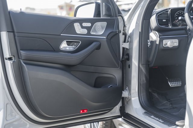 New 2026 Mercedes-Benz GLS 450 4MATIC image 42