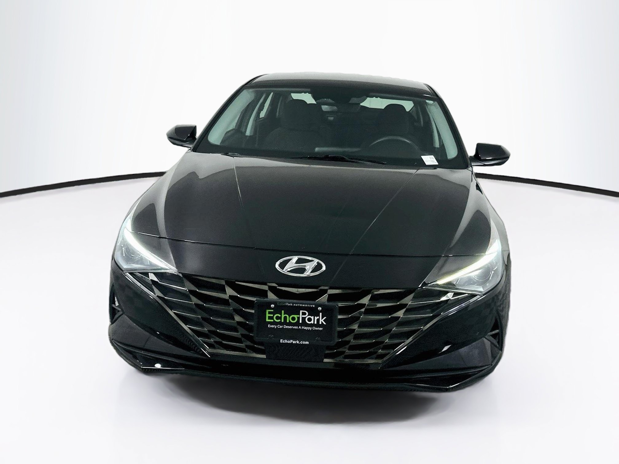 Used 2021 Hyundai Elantra SEL FWD image 2