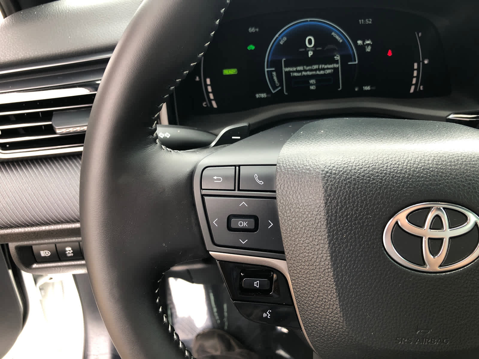 Certified 2025 Toyota Camry SE image 8