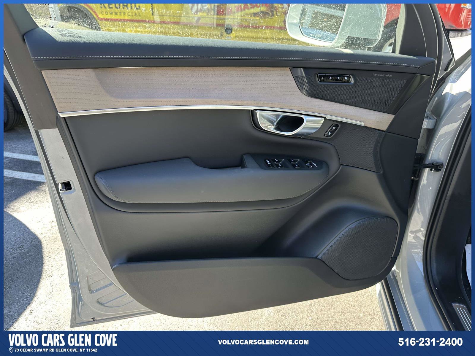 Used 2026 Volvo XC90 B6 Plus w/ Protection Package Premier image 12