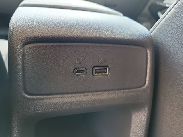 Certified 2025 Chevrolet Trax LT w/ LT Convenience Package FWD image 12