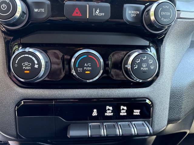 Used 2025 RAM 1500 Tradesman AWD/4WD image 31