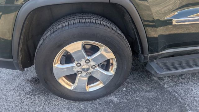 Used 2011 Jeep Grand Cherokee Limited image 12