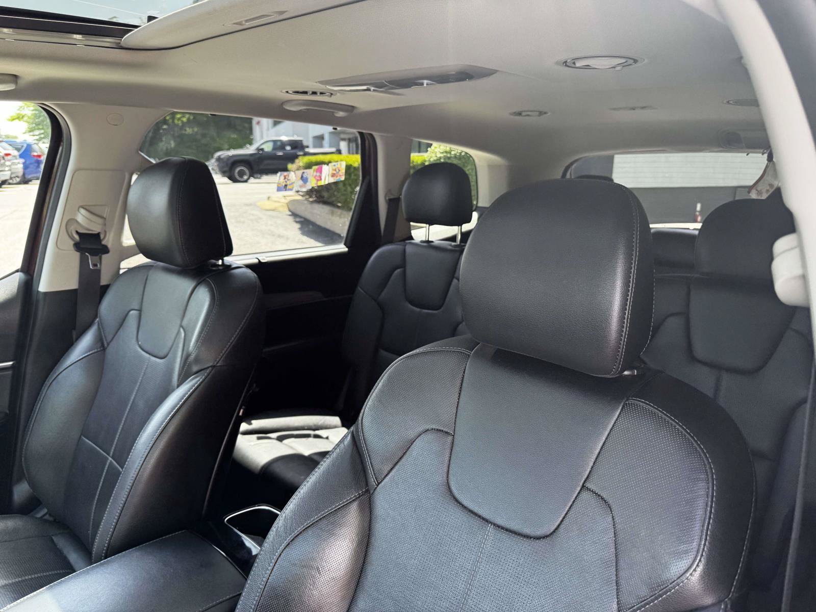 Used 2020 Kia Telluride EX w/ EX Premium Package AWD/4WD image 19